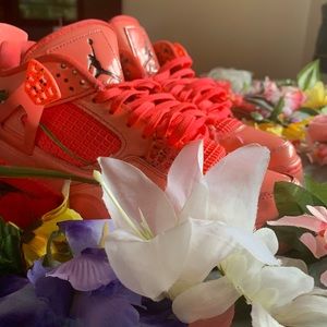 Pink retro 4s